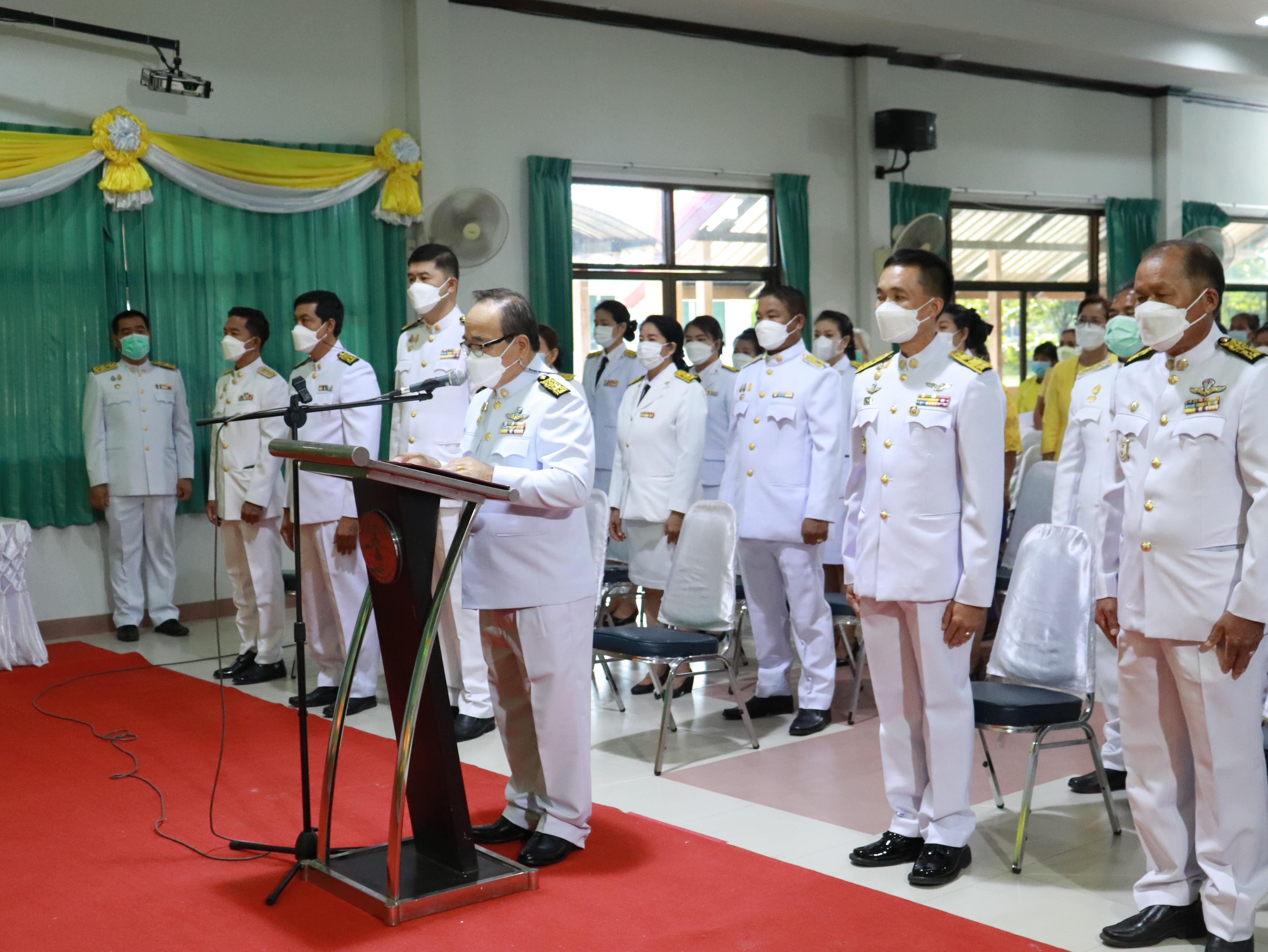 วันที่ 27 กรกฎาคม 2565 ณ ห้องประชุมร่มโพธิ์ชัย เทศบาลตำบลโพธิ์ชัย นายทองปน วรคันธ์ นายกเทศมนตรีตำบลโพธิ์ชัย เป็นประธานในพิธีเฉลิมพระเกียรติพระบาทสมเด็จพระเจ้าอยู่หัว เนื่องในโอกาสวันเฉลิมพระชนมพรรษาพระบาทสมเด็จพระเจ้าอยู่หัว 28 กรกฎาคม 2565