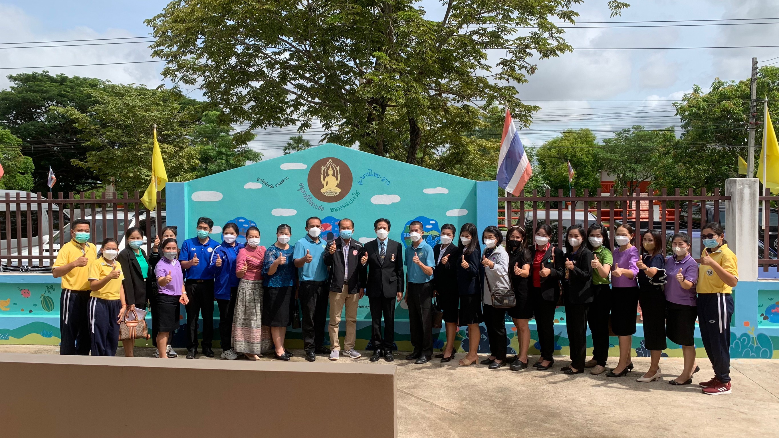 วันพุธที่ 10 สิงหาคม 2565 นายบุญจันทร์ พานุรัตน์ รองนายกเทศมนตรีตำบลโพธิ์ชัย ได้ให้การต้อนรับคณะดูงานจากสำนักงานศึกษาธิการจังหวัดหนองคาย ณ ศูนย์พัฒนาเด็กเล็กเทศบาลตำบลโพธิ์ชัย